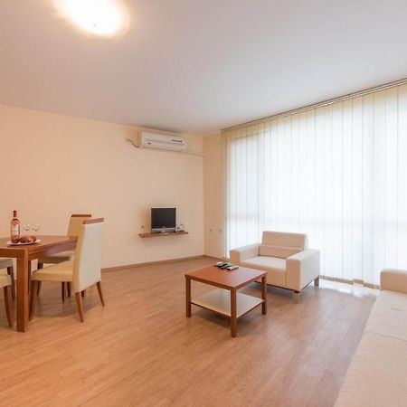Gt Riviera Fort Beach Apartments 拉夫达 外观 照片