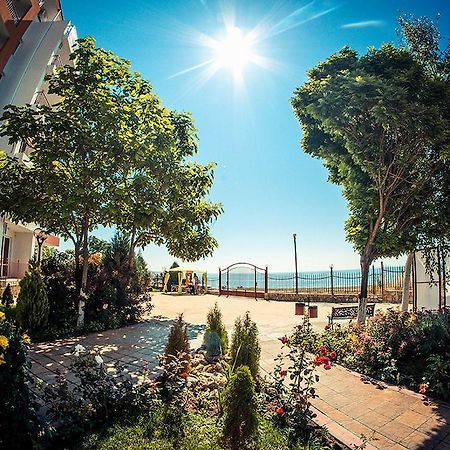 Gt Riviera Fort Beach Apartments 拉夫达 外观 照片