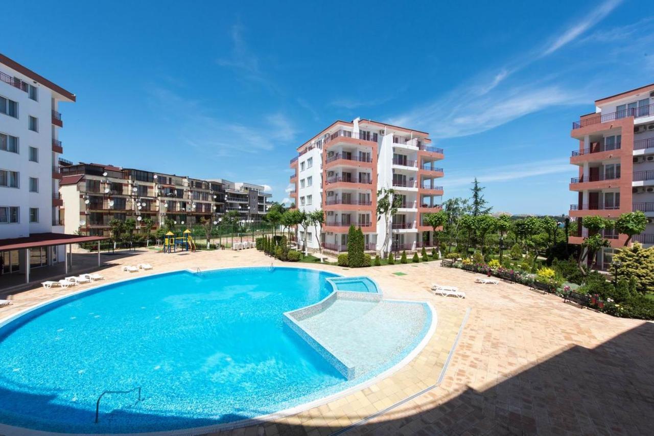 Gt Riviera Fort Beach Apartments 拉夫达 外观 照片