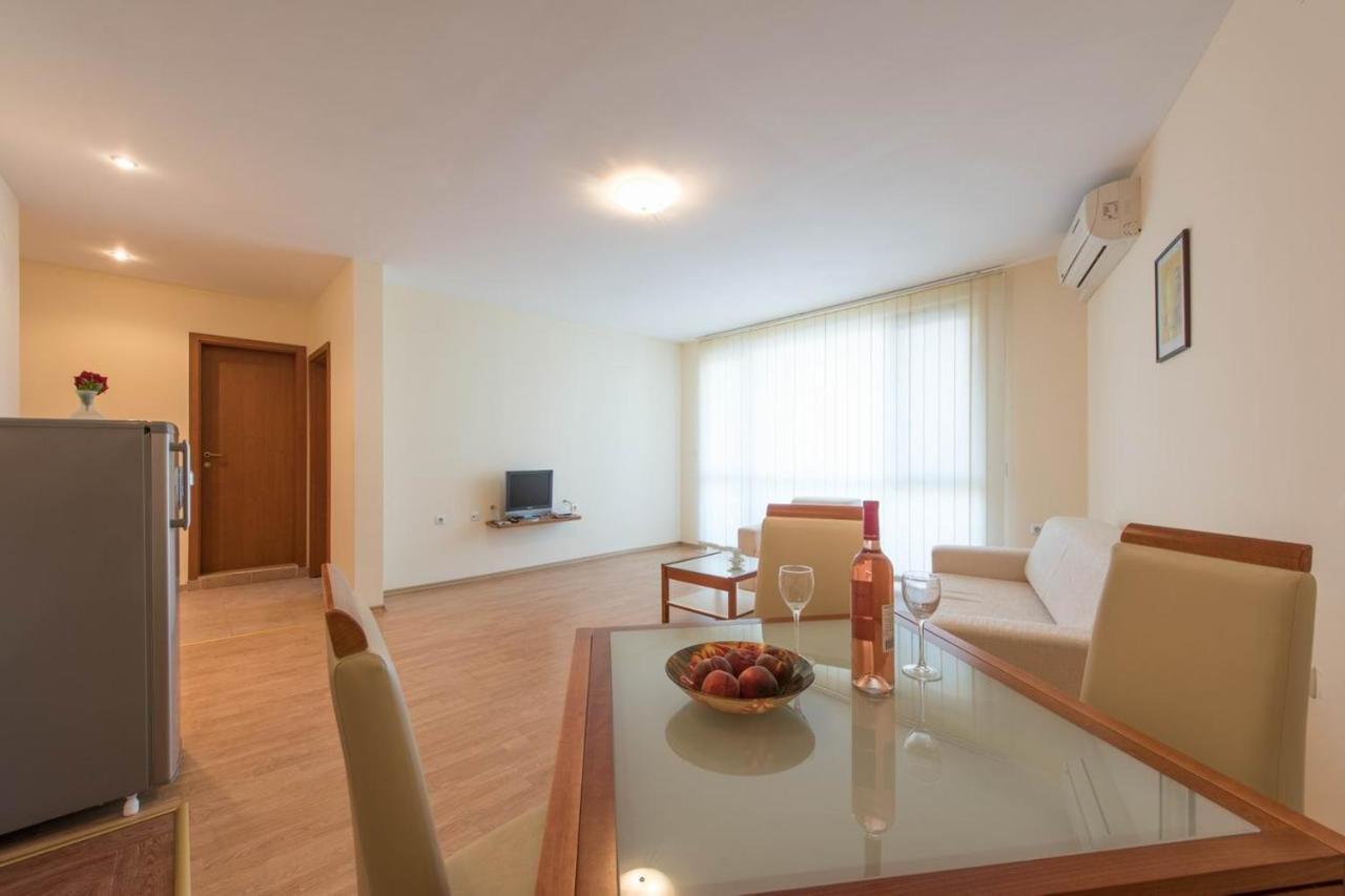 Gt Riviera Fort Beach Apartments 拉夫达 外观 照片