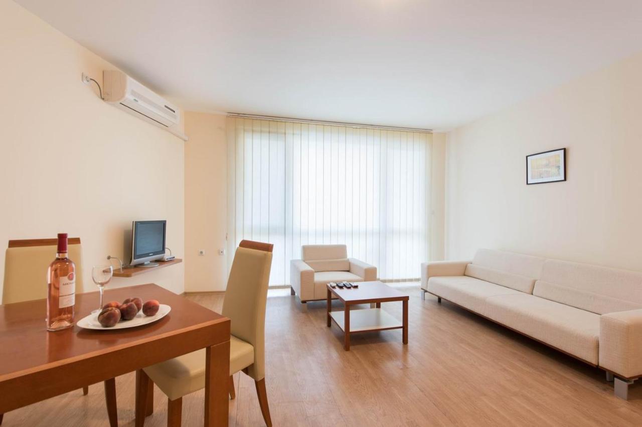 Gt Riviera Fort Beach Apartments 拉夫达 外观 照片