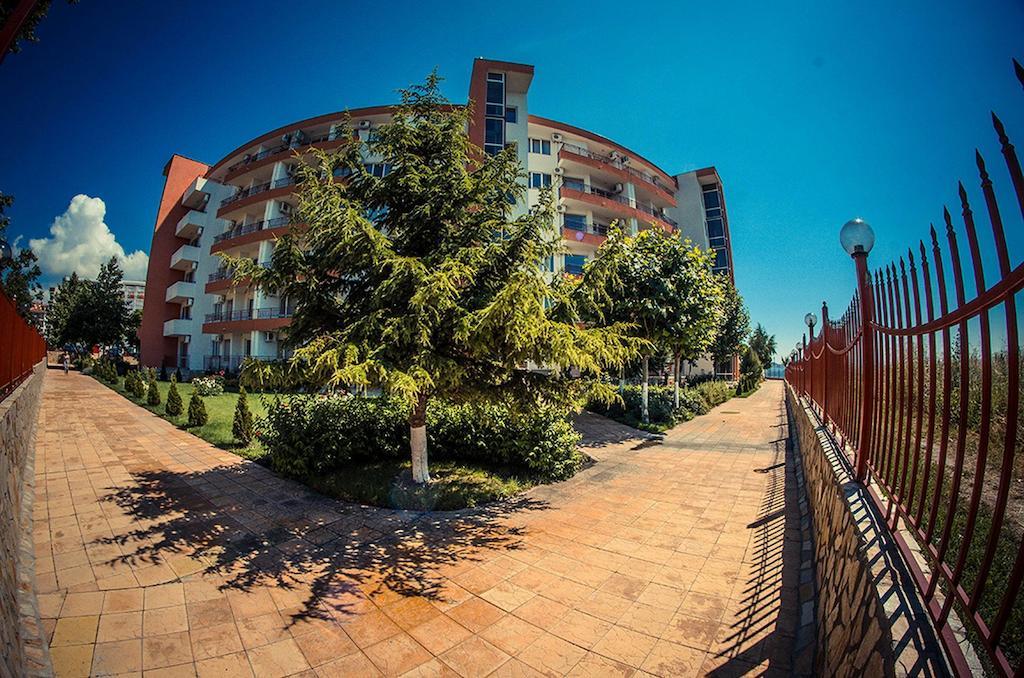 Gt Riviera Fort Beach Apartments 拉夫达 外观 照片
